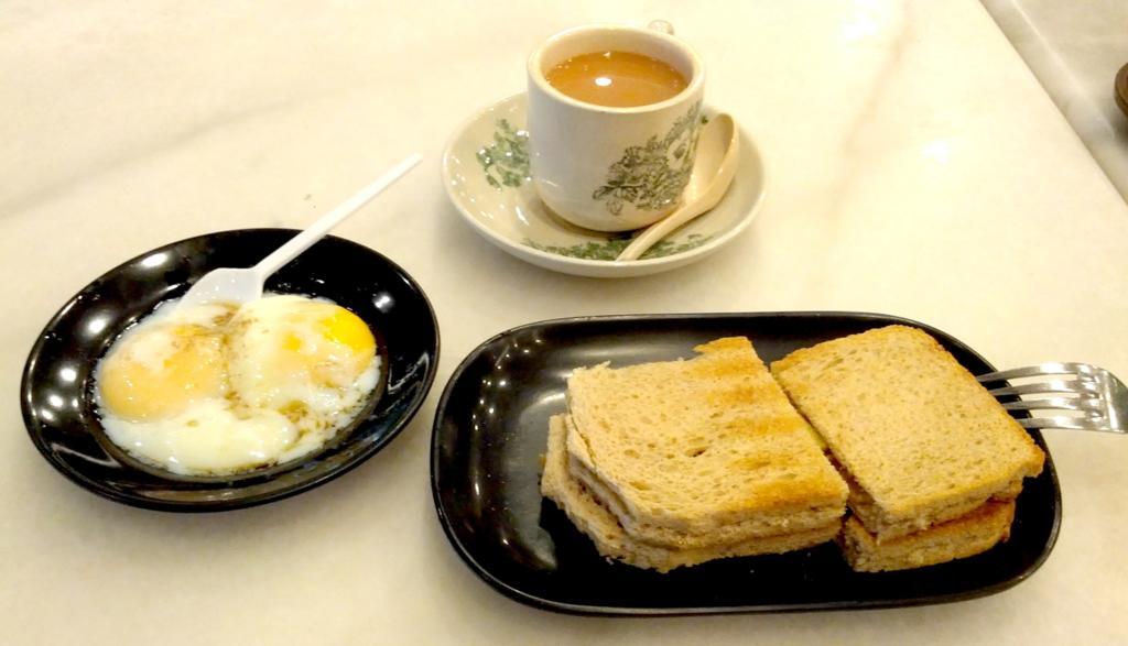 Tai Hai Guesthouse เว้ ภายนอก รูปภาพ